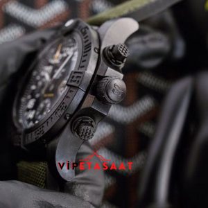 Breitling Avenger Super Clone Eta Saat Yeşil Kordon