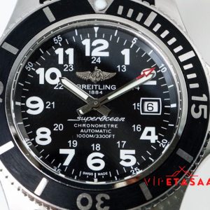 Breitling Superocean Çelik Kasa Siyah Kadran Kauçuk Kordon Eta