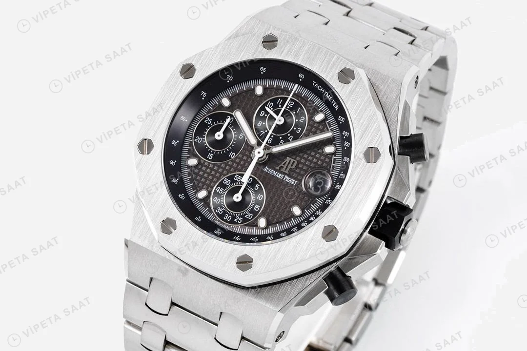 Audemars Piguet Black Dial Silver Chronograph 44mm ETA Saat detay 7