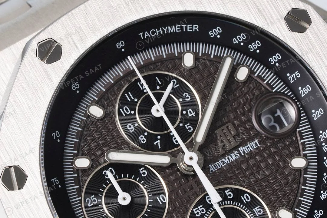 Audemars Piguet Black Dial Silver Chronograph 44mm ETA Saat detay 8