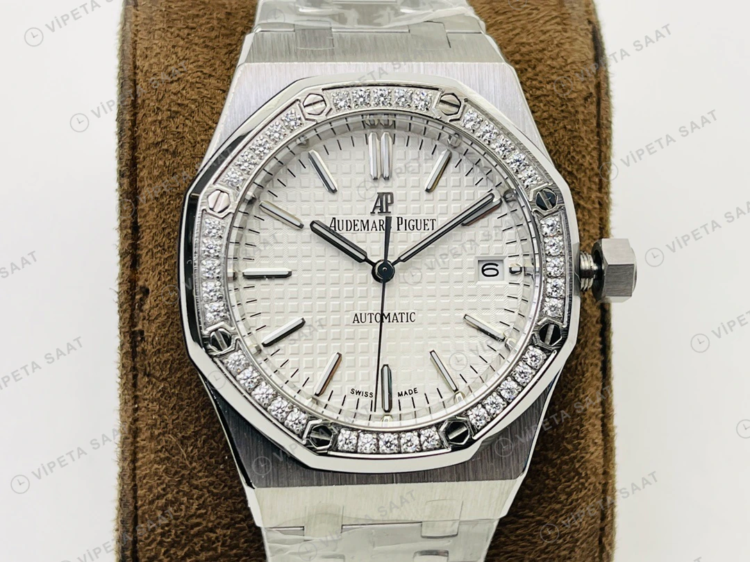 Audemars Piguet Royal Oak 15450 Beyaz Kadran Taşlı Bezel Çelik 37mm Super Clone ETA Eta Saat detay 3