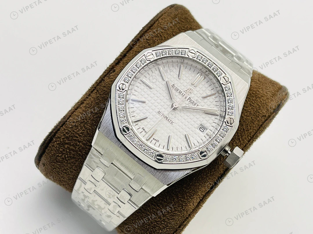 Audemars Piguet Royal Oak 15450 Beyaz Kadran Taşlı Bezel Çelik 37mm Super Clone ETA Eta Saat detay 8