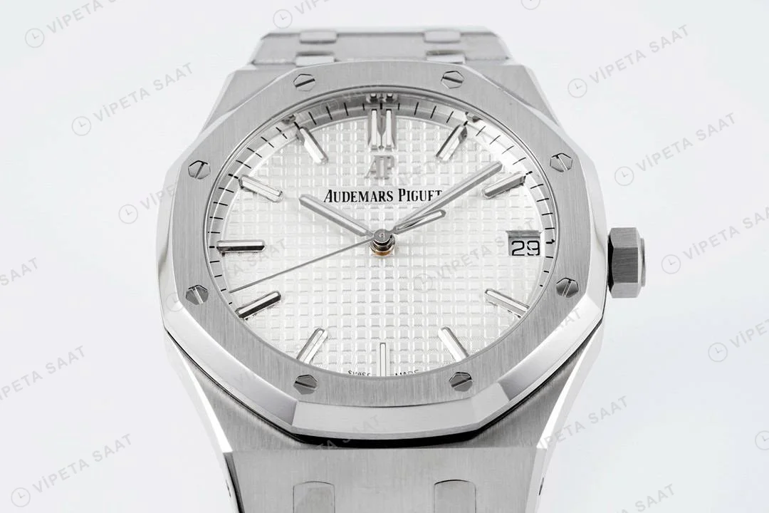 Audemars Piguet Royal Oak 15500 Beyaz Kadran Çelik 41mm Super Clone ETA Saat detay 5