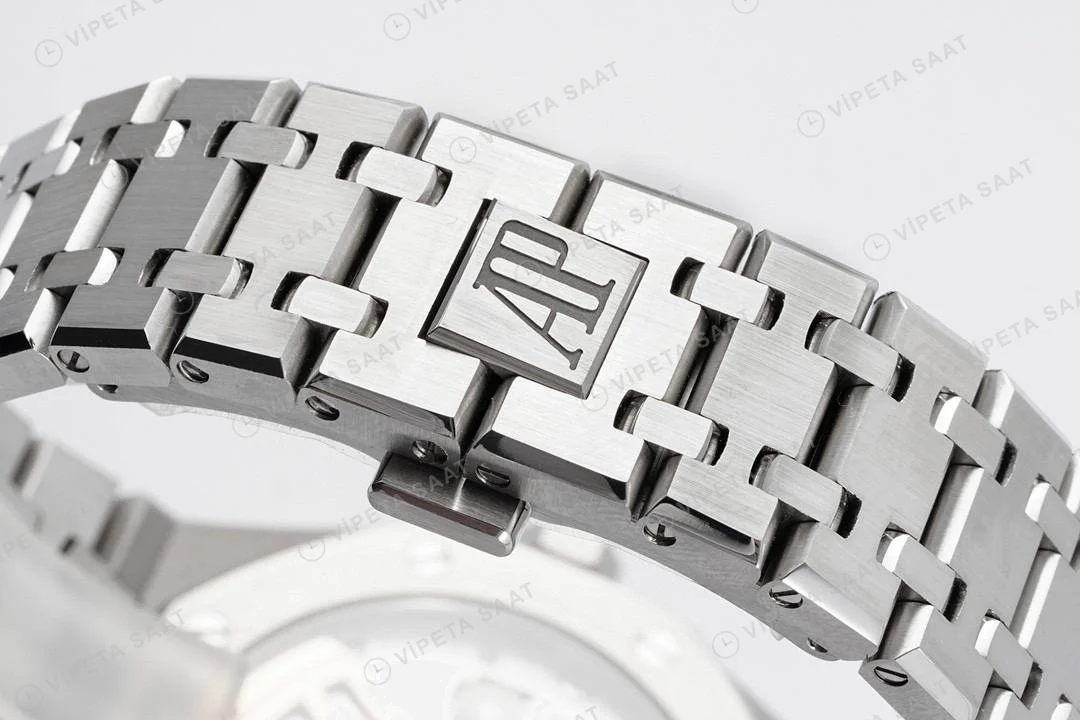 Audemars Piguet Royal Oak 15500 Mavi Kadran Çelik 41mm Super Clone ETA Saat detay 9