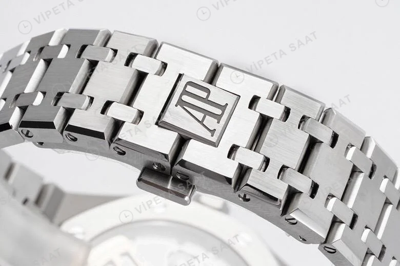 Audemars Piguet Royal Oak 15500 Siyah Eta Saat detay 9