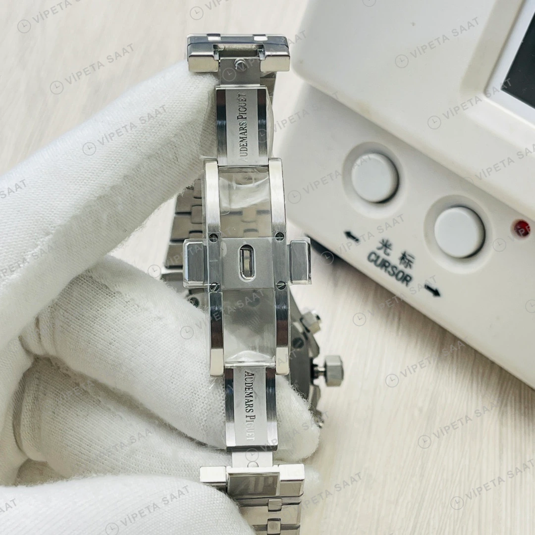 Audemars Piguet Royal Oak Kronograf Siyah Kadran Çelik 41mm Super Clone ETA Eta Saat detay 3
