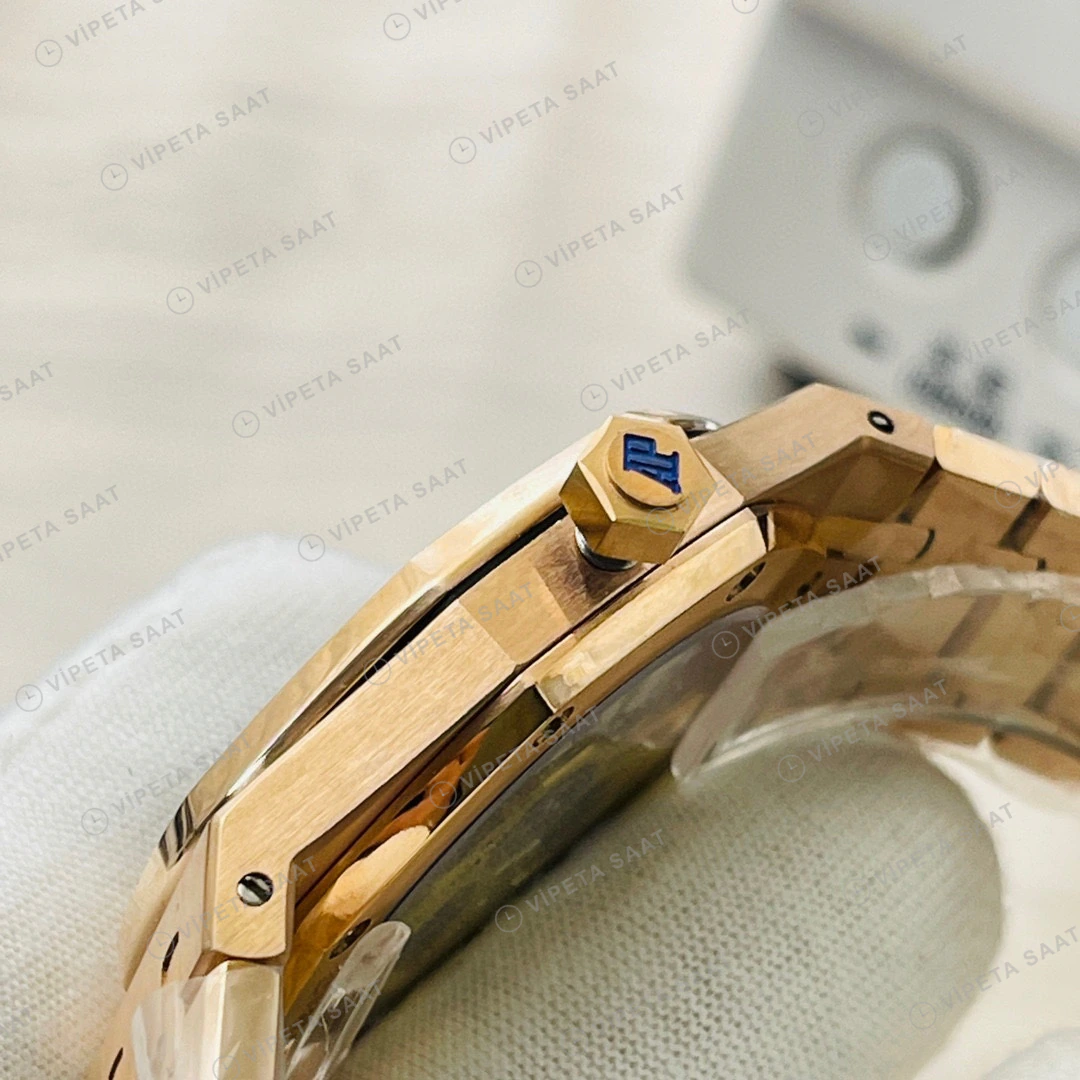 Audemars Piguet Royal Oak Siyah Kadran Gold 41mm Super Clone ETA Eta Saat detay 14