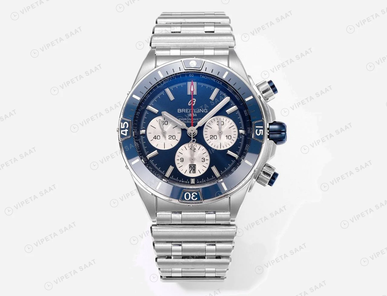 Breitling Chronomat B01 42 Siyah Kadran Siyah Çerçeve AB0136161C1A1 Super Clone ETA Saat karşıdan görünüm