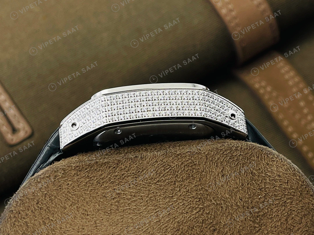 Cartier Santos Beyaz Kadran Taşlı Çelik Super Clone ETA Eta Saat detay 6