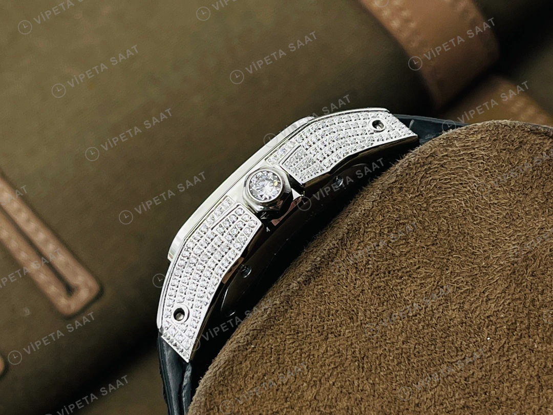 Cartier Santos Beyaz Kadran Taşlı Çelik Super Clone ETA Eta Saat detay 8