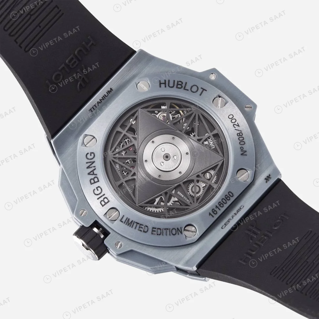 Hublot Big Bang Sang Bleu II Grey Ceramıc 45mm Super Clone ETA Saat detay 3