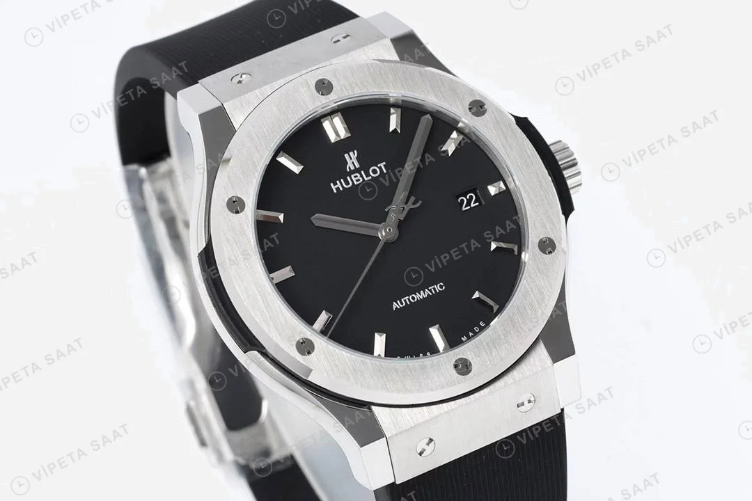 Hublot Classic Fusion Black Dial Titanium 42mm Super Clone ETA Saat görsel