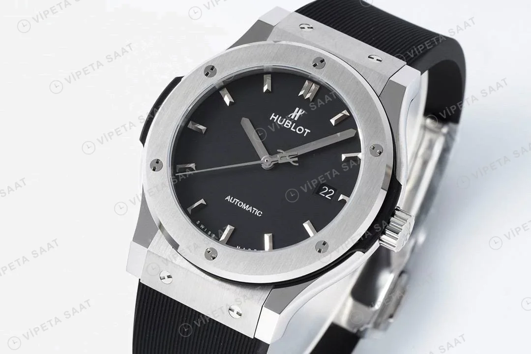 Hublot Classic Fusion Black Dial Titanium 42mm Super Clone ETA Saat detay 9