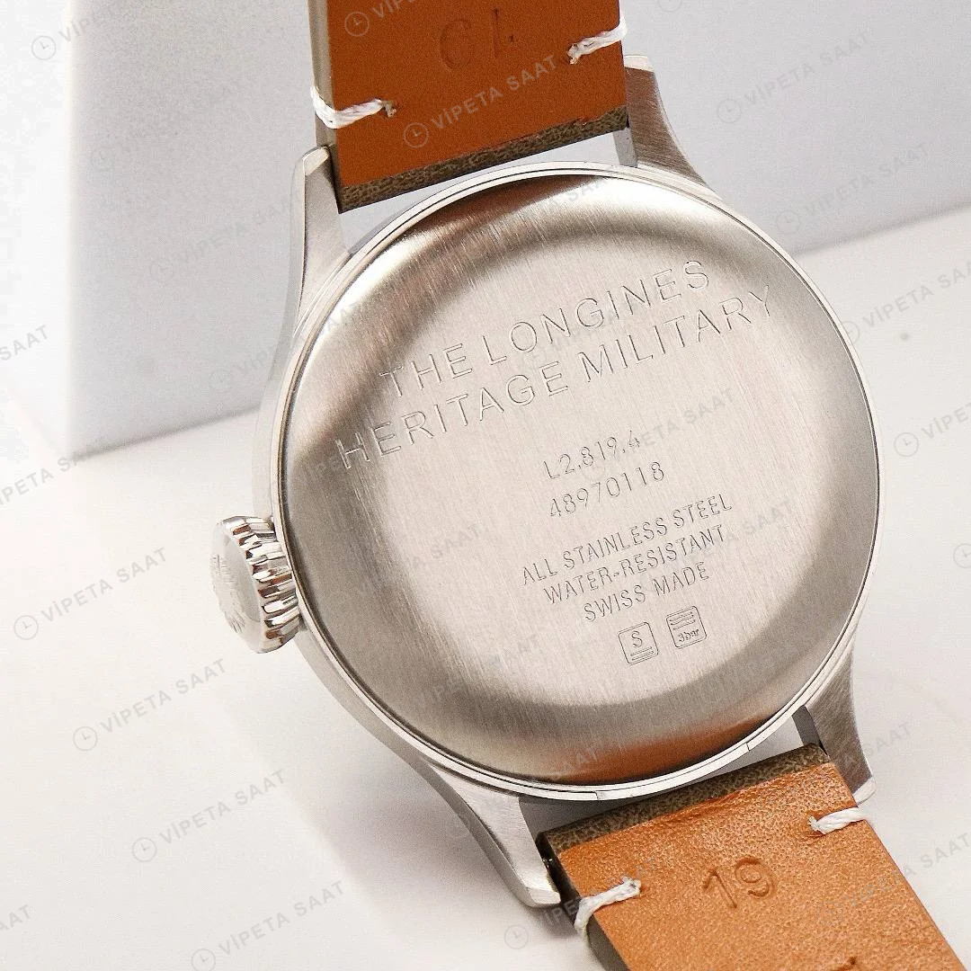 Longines Heritage Military 38.5mm Krem Kadran Yeşil Deri Super Clone ETA Saat karşıdan görünüm