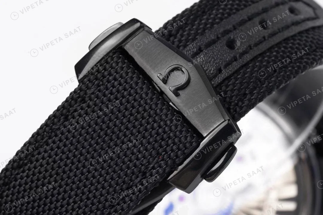 Omega Dark Side Of The Moon Co-Axial Master Chronometer 44 Super Clone ETA Saat detay 5