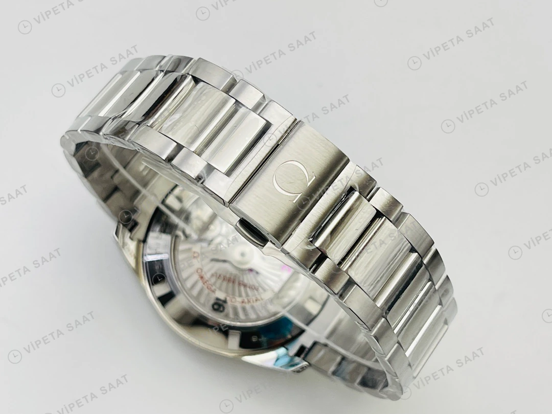 Omega Seamaster Aqua Terra Siyah Kadran Çelik Super Clone ETA Eta Saat yan görünüm