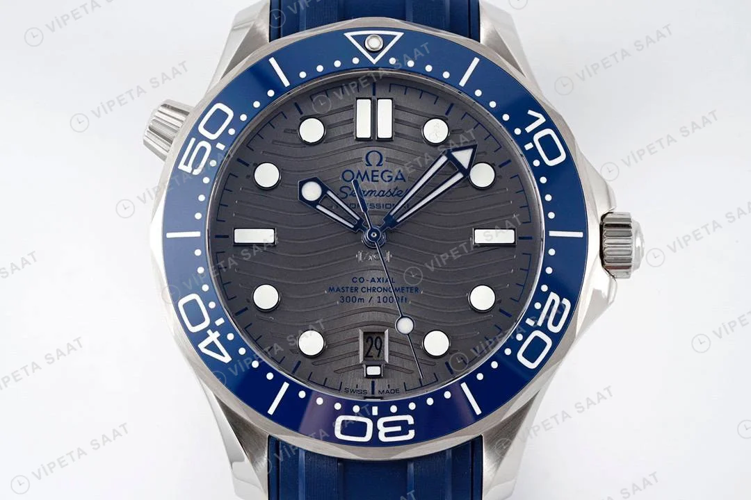 Omega Seamaster Diver 300M Gri Kadran Mavi Silikon Kayış Super Clone ETA Saat detay 5