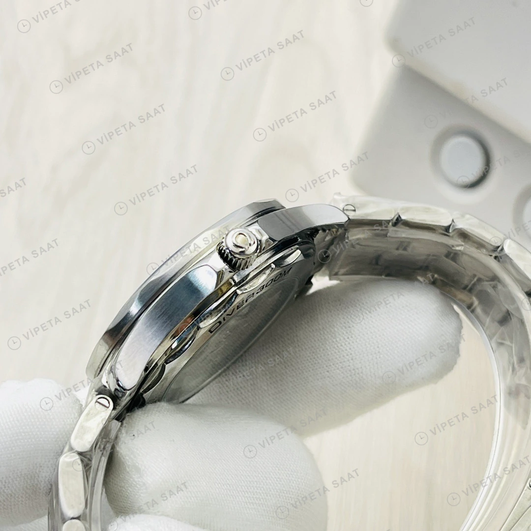 Omega Seamaster Diver 300M Mavi Kadran Çelik 42mm Super Clone ETA Eta Saat detay 7