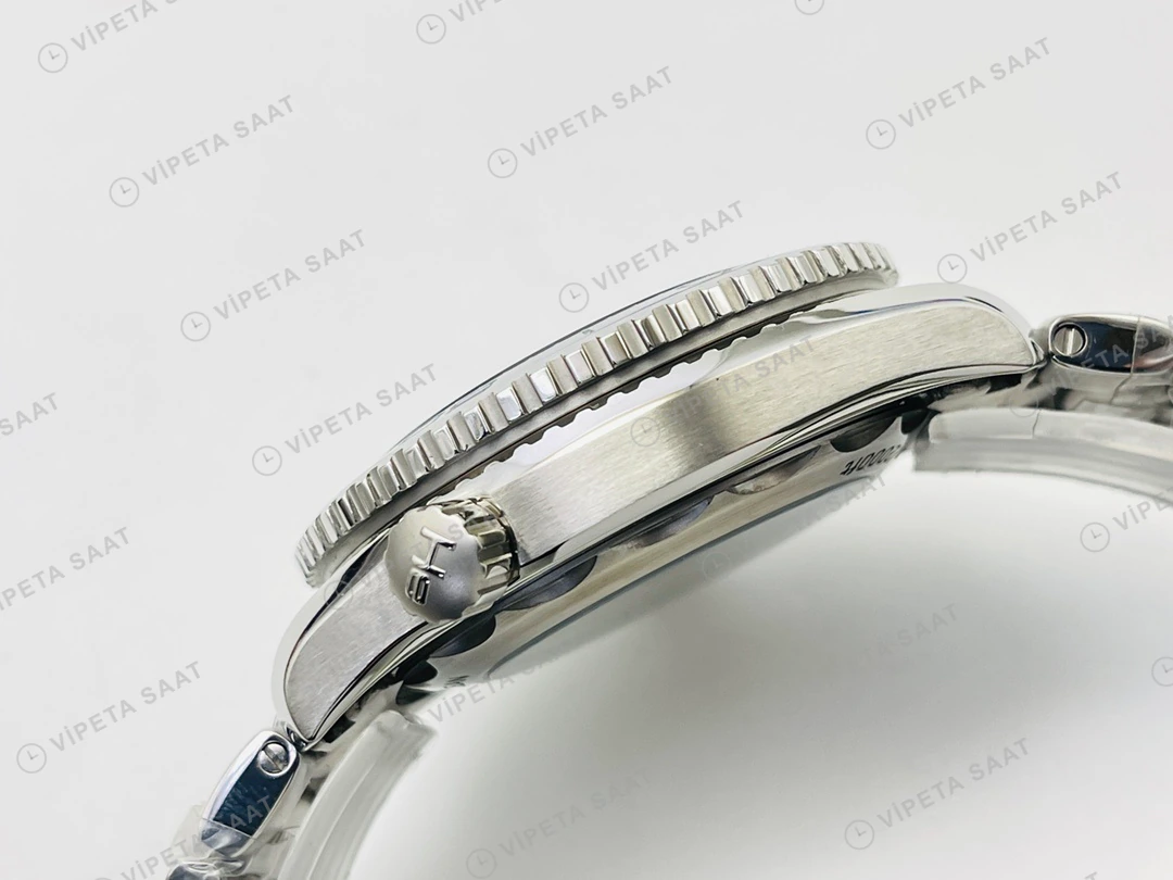 Omega Seamaster Planet Ocean 600M Beyaz Kadran Çelik 43.5mm Super Clone ETA Eta Saat detay 6