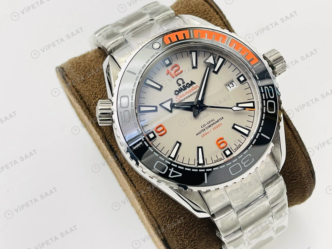 Omega Seamaster Planet Ocean 600M Beyaz Kadran Çelik 43.5mm Super Clone ETA Eta Saat detay 7
