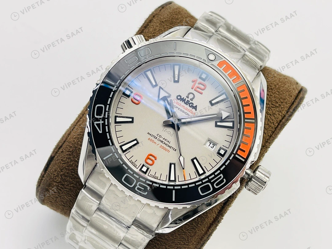 Omega Seamaster Planet Ocean 600M Beyaz Kadran Çelik 43.5mm Super Clone ETA Eta Saat detay 8