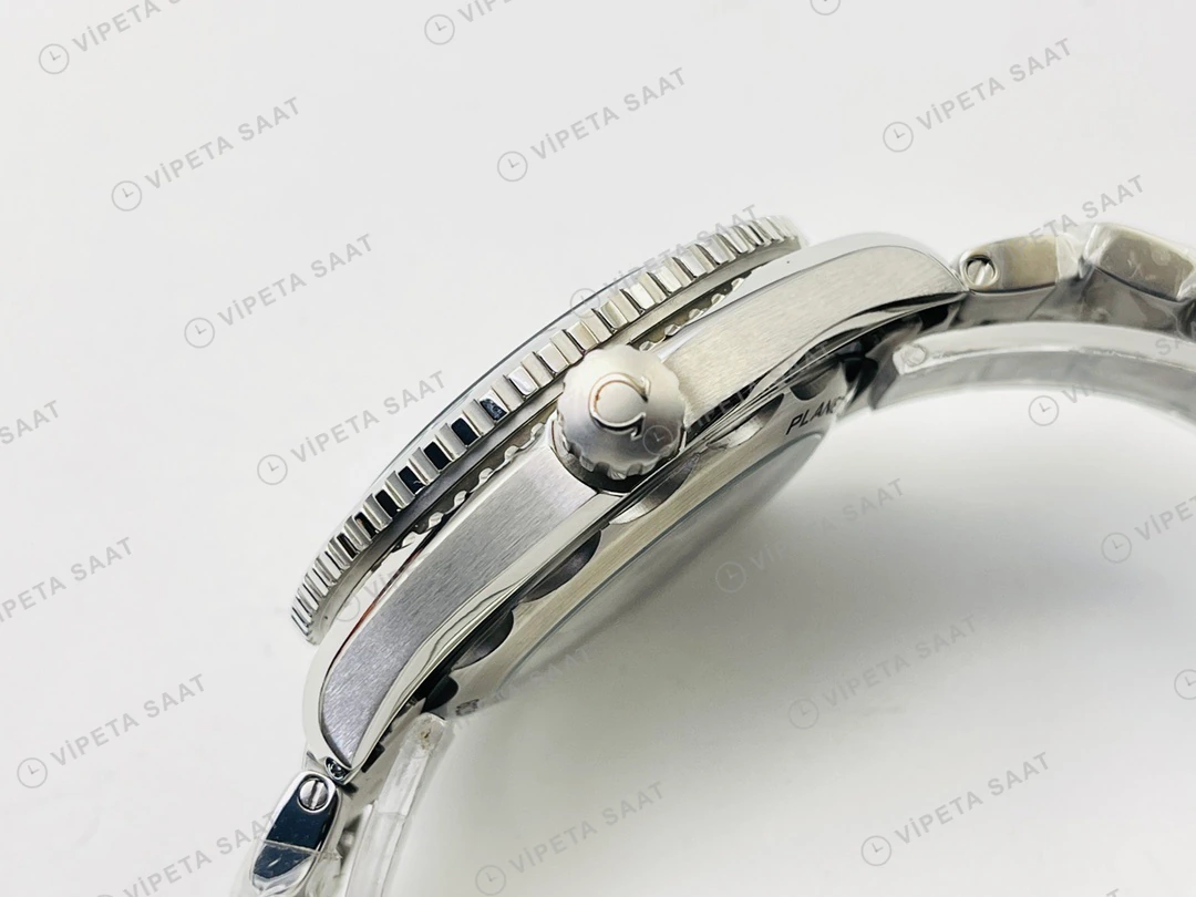 Omega Seamaster Planet Ocean 600M Mavi Kadran Çelik 43.5mm Super Clone ETA Eta Saat detay 3