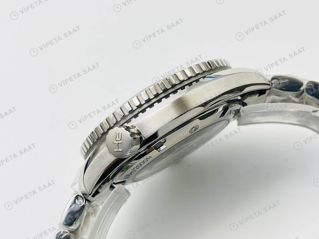 Omega Seamaster Planet Ocean 600M Siyah Kadran Çelik 43.5mm Super Clone ETA Eta Saat detay 4