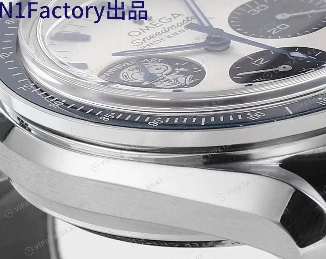 Omega SpeedMaster Snoopy Chronograph 42 Mm Super Clone ETA Saat detay 4