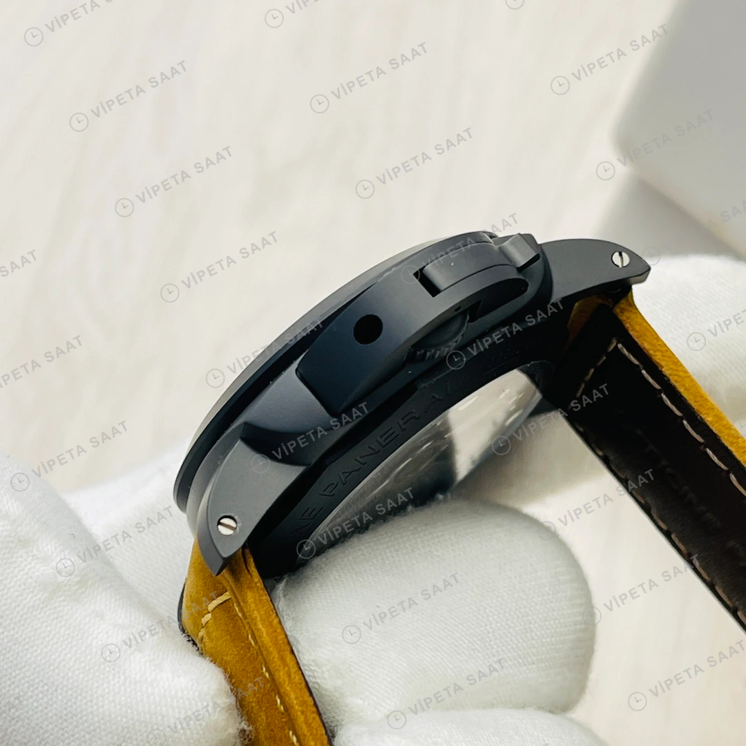 Panerai Luminor GMT Ceramica Siyah Kadran Kauçuk Kordon Super Clone ETA Eta Saat detay 9