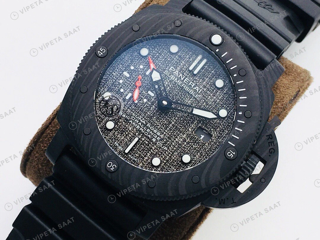 Panerai Submersible Luna Rossa Siyah Kadran Karbon 47mm Super Clone ETA Eta Saat detay 8