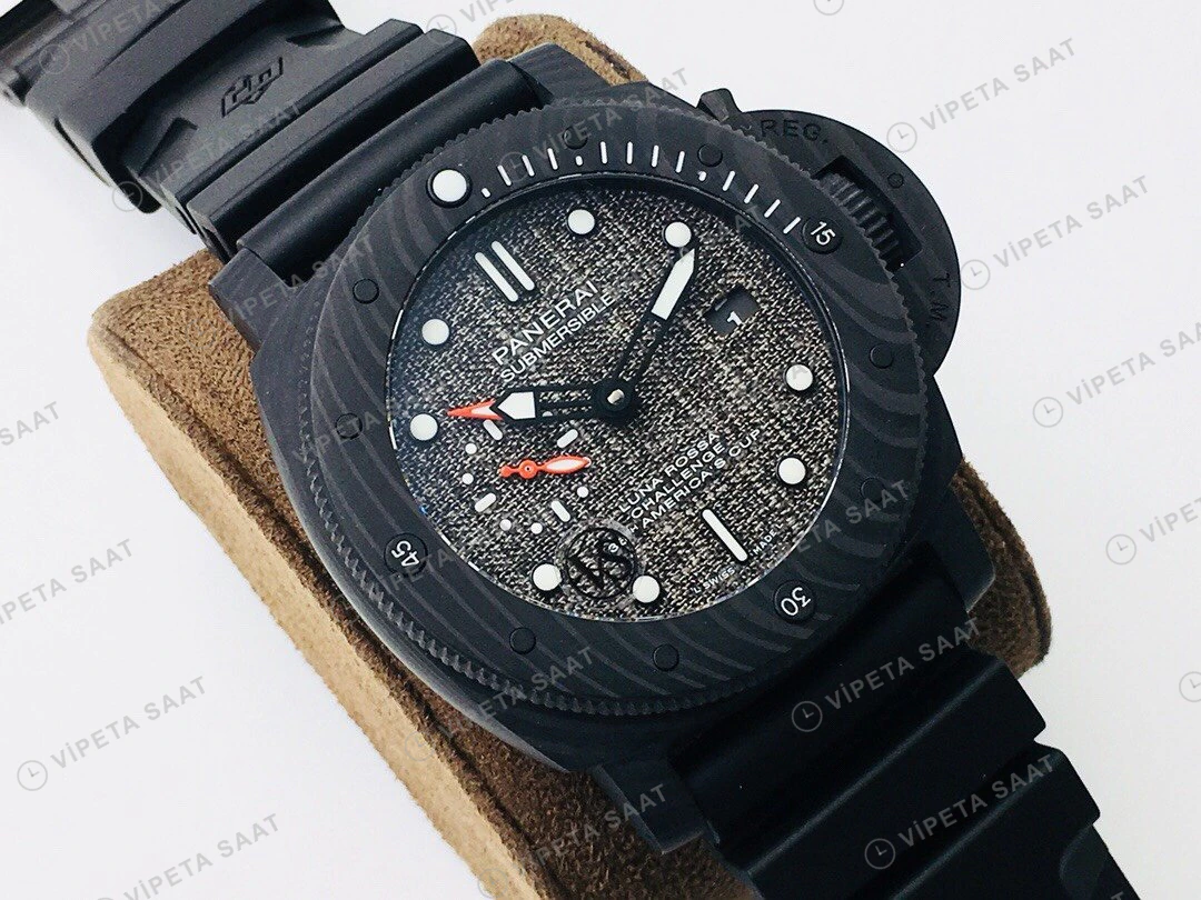 Panerai Submersible Luna Rossa Siyah Kadran Karbon 47mm Super Clone ETA Eta Saat detay 9