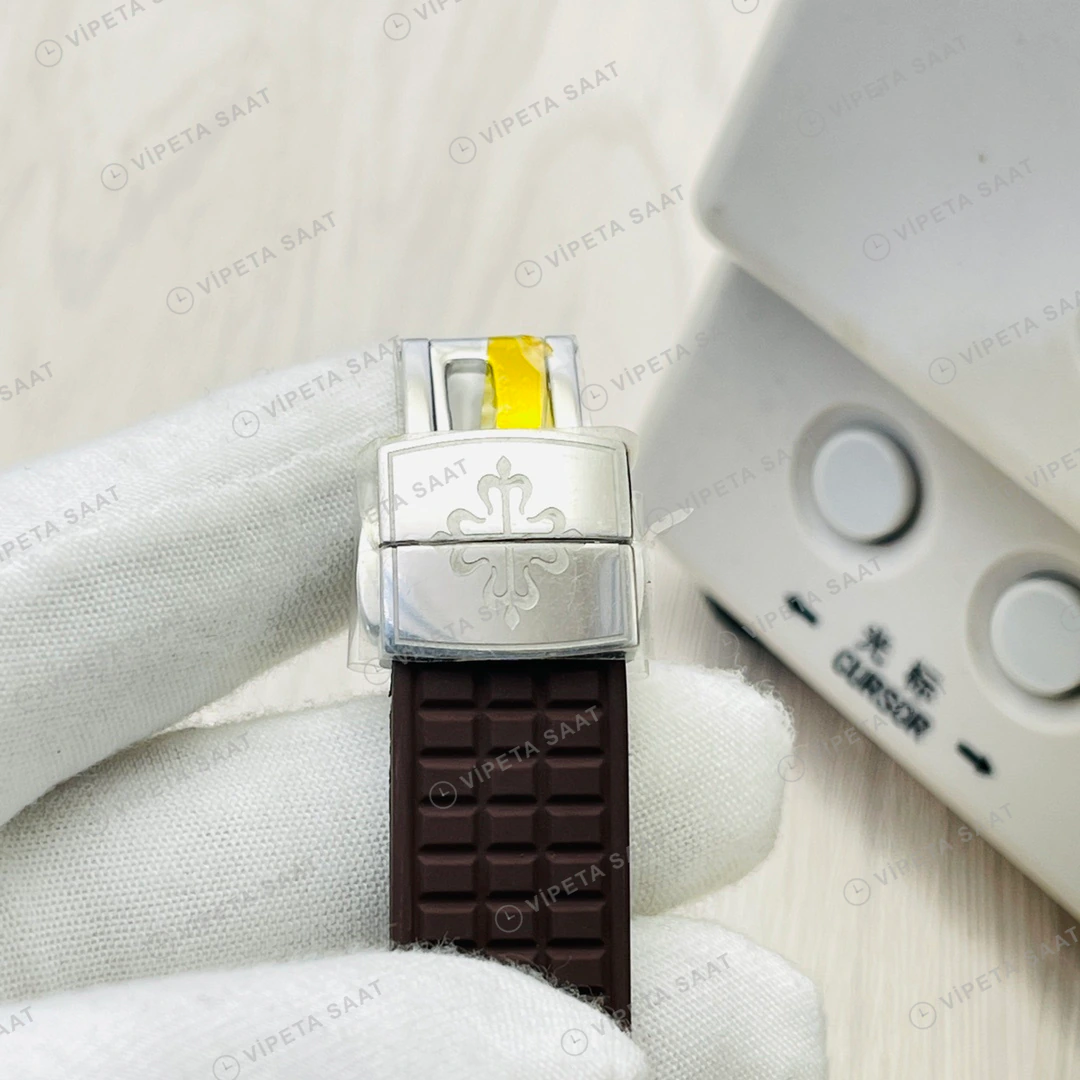 Patek Philippe Aquanaut Kahve Kadran Taşlı Bezel Çelik Kauçuk Kordon Super Clone ETA Eta Saat yan görünüm