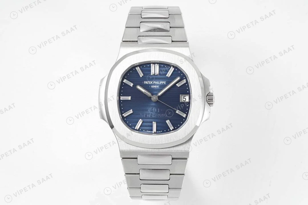 Patek Philippe Nautilus 5711- 40. Yıl Çelik Kasa Mavi Kadran Super Clone Eta Saat karşıdan görünüm