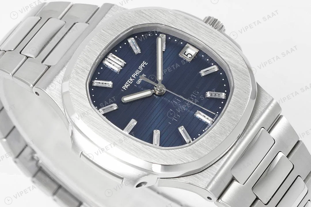 Patek Philippe Nautilus 5711- 40. Yıl Çelik Kasa Mavi Kadran Super Clone Eta Saat detay 4