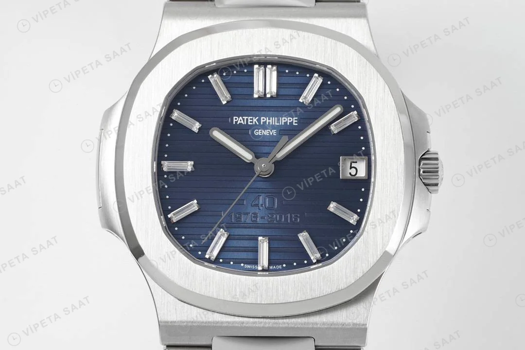 Patek Philippe Nautilus 5711- 40. Yıl Çelik Kasa Mavi Kadran Super Clone Eta Saat detay 6