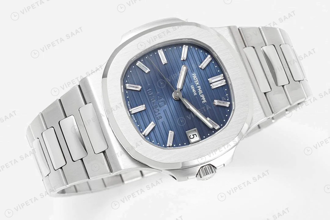 Patek Philippe Nautilus 5711- 40. Yıl Çelik Kasa Mavi Kadran Super Clone Eta Saat detay 9