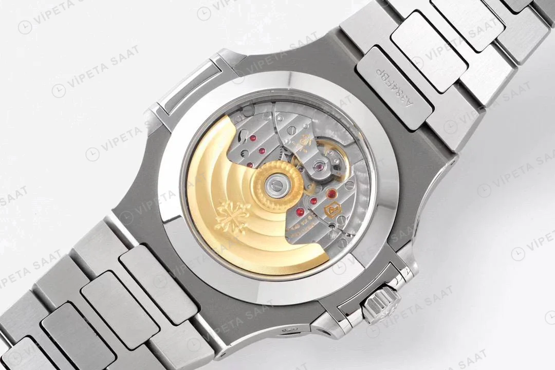 Patek Philippe Nautilus 57111A-014 Super Clone Eta Saat yan görünüm