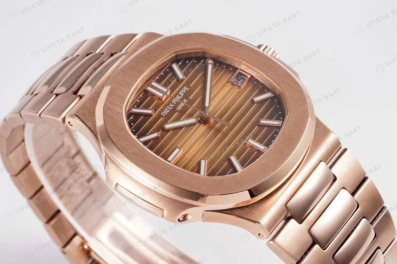 Patek Philippe Nautilus 57111R Rose Gold Super Clone Eta Saat yan görünüm