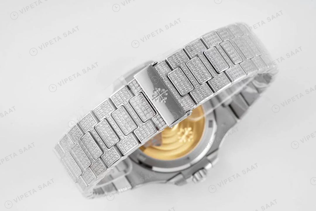 Patek Philippe Nautilus 5711Full Taşlı Super Clone Eta Saat detay 4