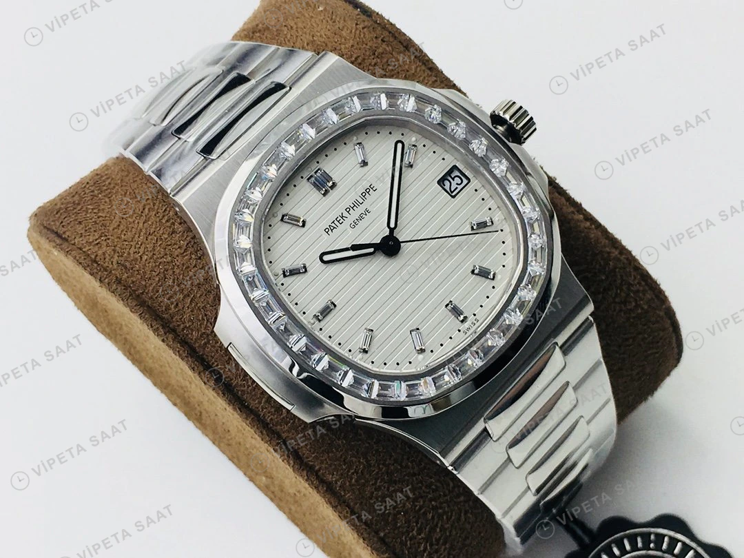 Patek Philippe Nautilus Beyaz Kadran Taşlı Bezel Çelik Super Clone ETA Eta Saat detay 6