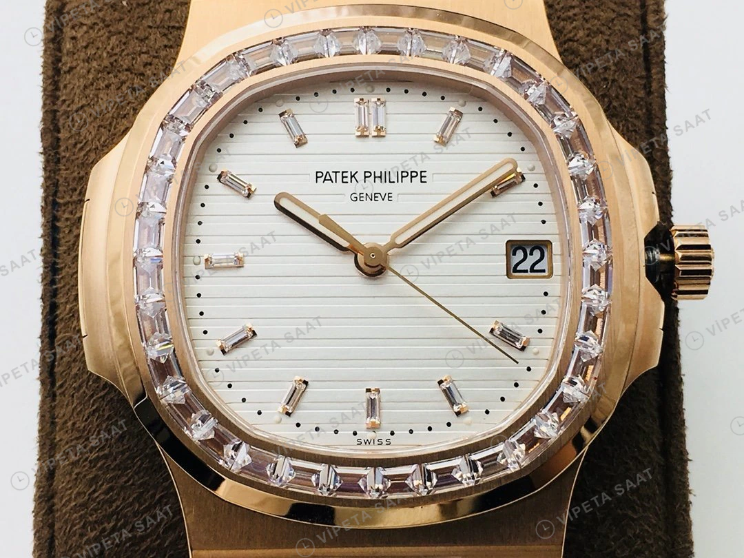 Patek Philippe Nautilus Beyaz Kadran Taşlı Bezel Gold Super Clone ETA Eta Saat detay 3