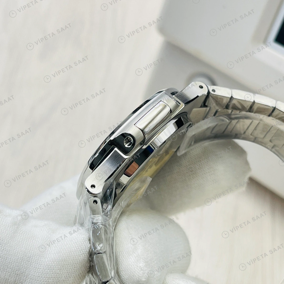 Patek Philippe Nautilus Mavi Kadran Taşlı Bezel Çelik 40mm Super Clone ETA Eta Saat detay 3