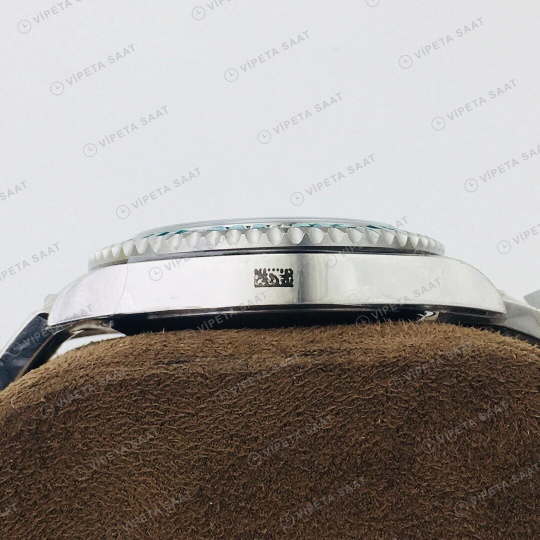 Rolex Submariner Yeşil Kadran Taşlı Bezel Çelik 40mm Super Clone ETA Eta Saat yan görünüm