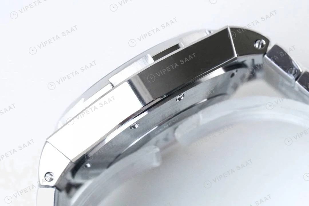 Vacheron Constantin Overseas Dual Time Black Super Clone ETA Saat detay 7
