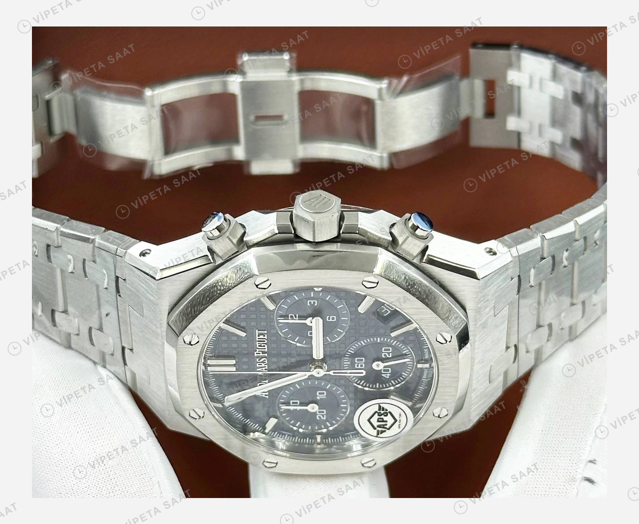 Audemars Piguet Royal Oak Lacivert Kronograf Çelik Bileklik Super Clone ETA Eta Saat yan görünüm
