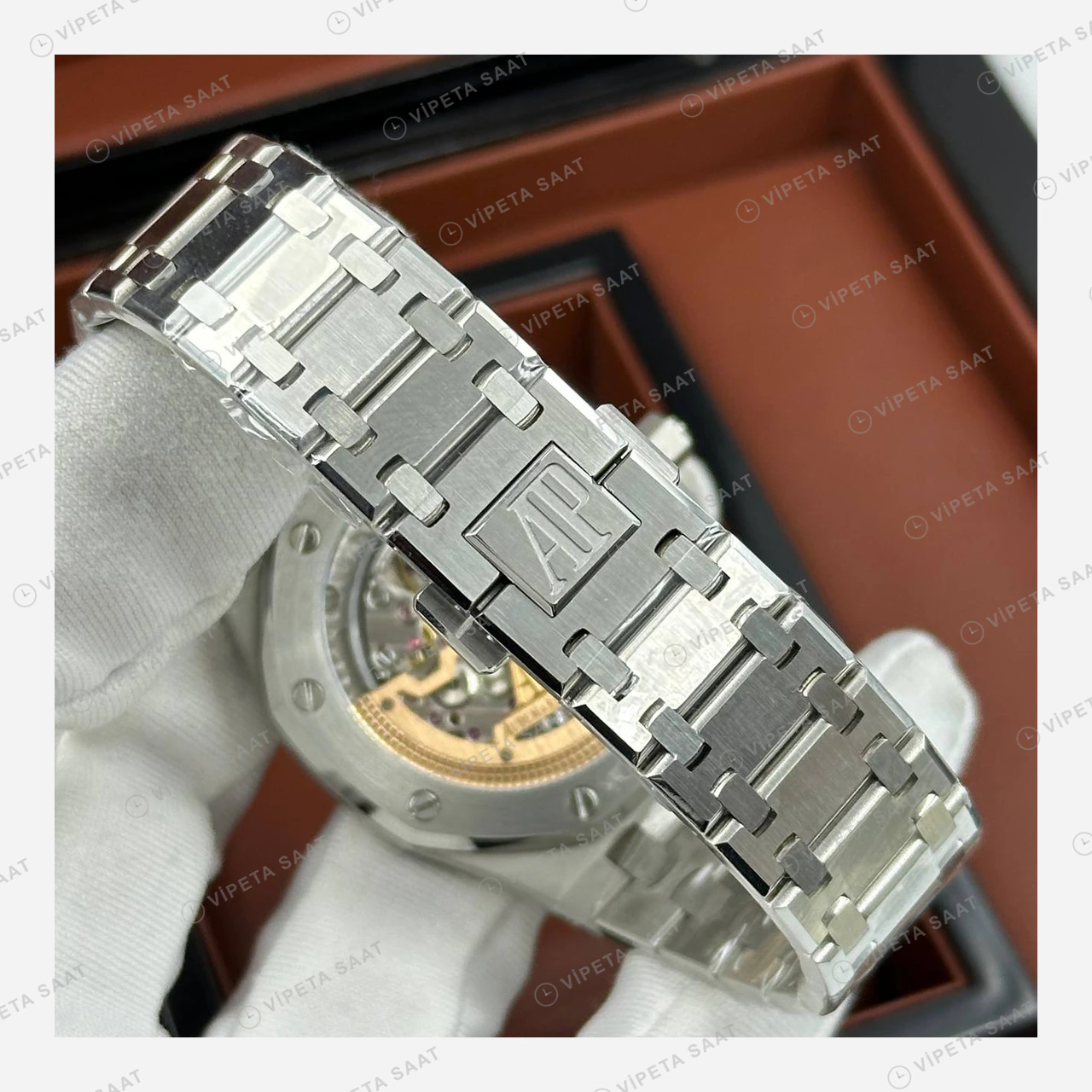 Audemars Piguet Royal Oak Mavi Kadran Çelik Klasik Super Clone ETA Eta Saat yan görünüm