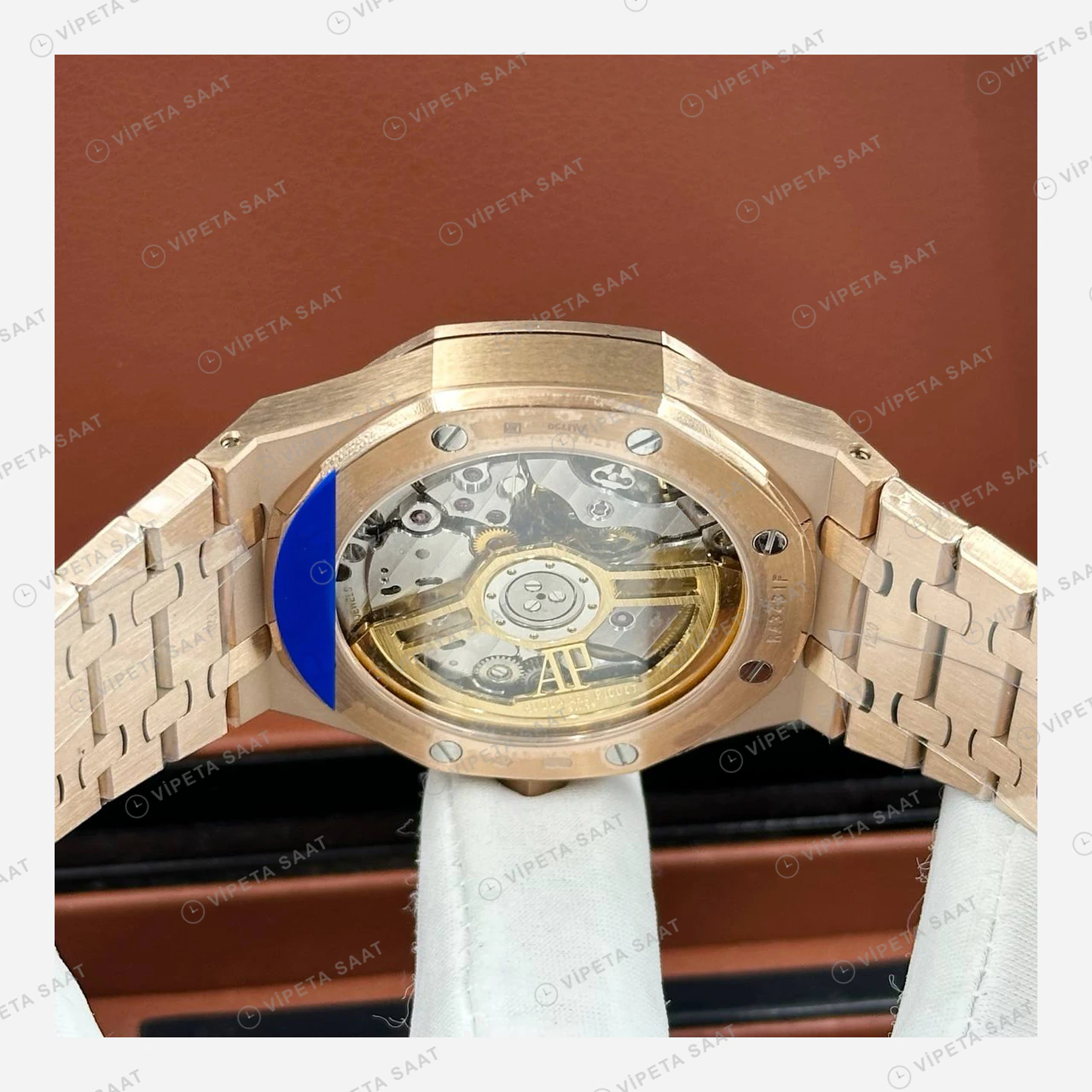Audemars Piguet Royal Oak Mavi Kadran Rose Gold Super Clone ETA Eta Saat detay 3