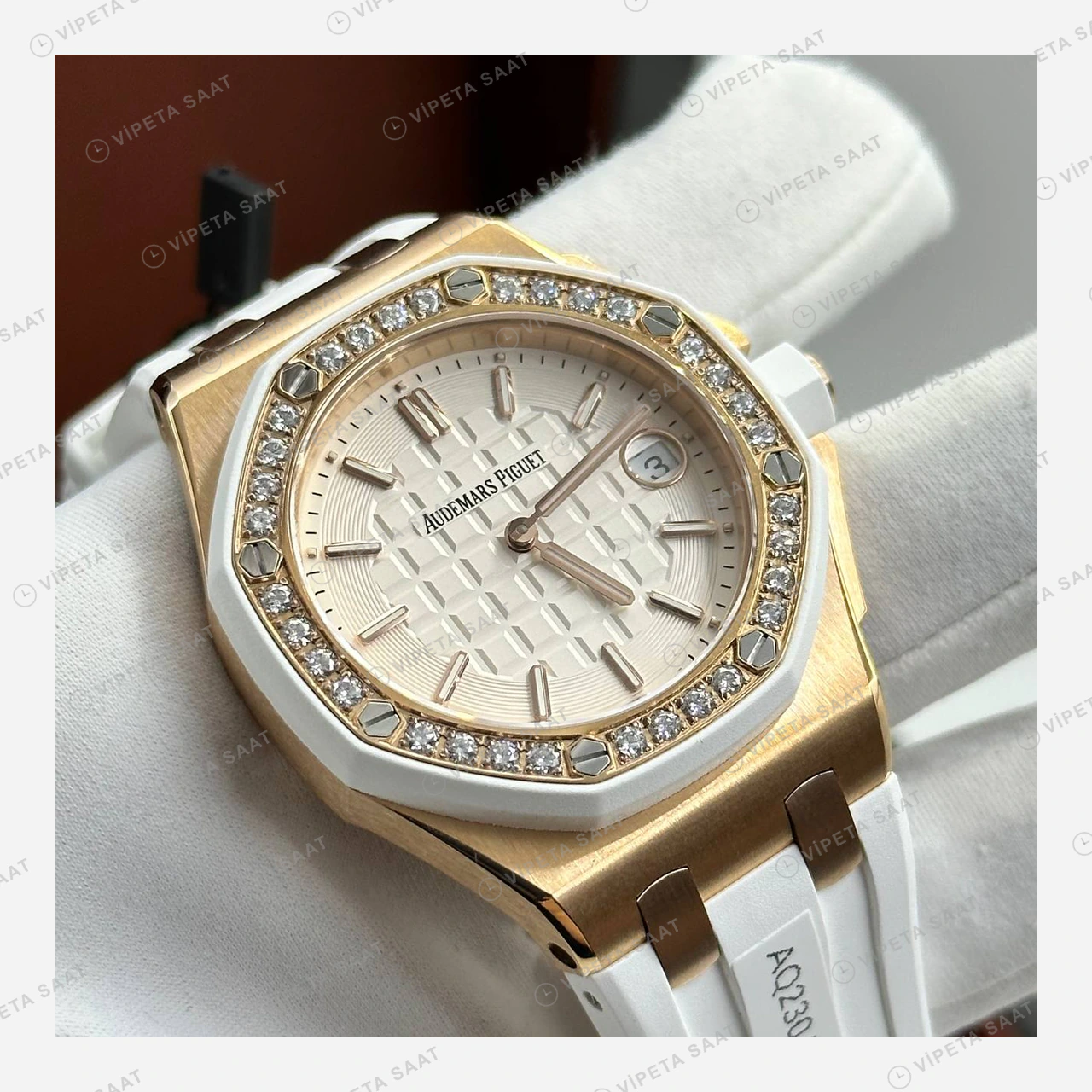Audemars Piguet Royal Oak Offshore Beyaz Kadran Pırlanta Bezel Rose Gold Super Clone ETA Eta Saat detay 6
