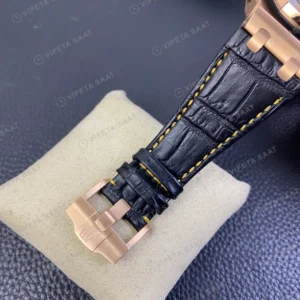 Audemars Piguet Royal Oak Offshore Kronograf Rose Kasa Siyah Kadran Siyah Deri Super Clone Eta Saat görünüm 1