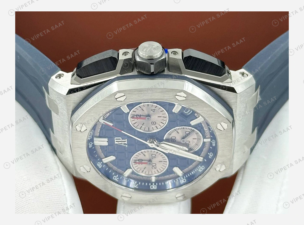 Audemars Piguet Royal Oak Offshore Mavi Kabartma Kronograf Kauçuk Super Clone ETA Eta Saat detay 3